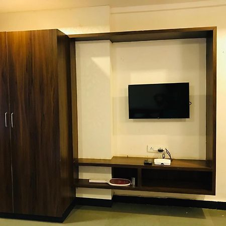 Liva Rooms 나식 외부 사진