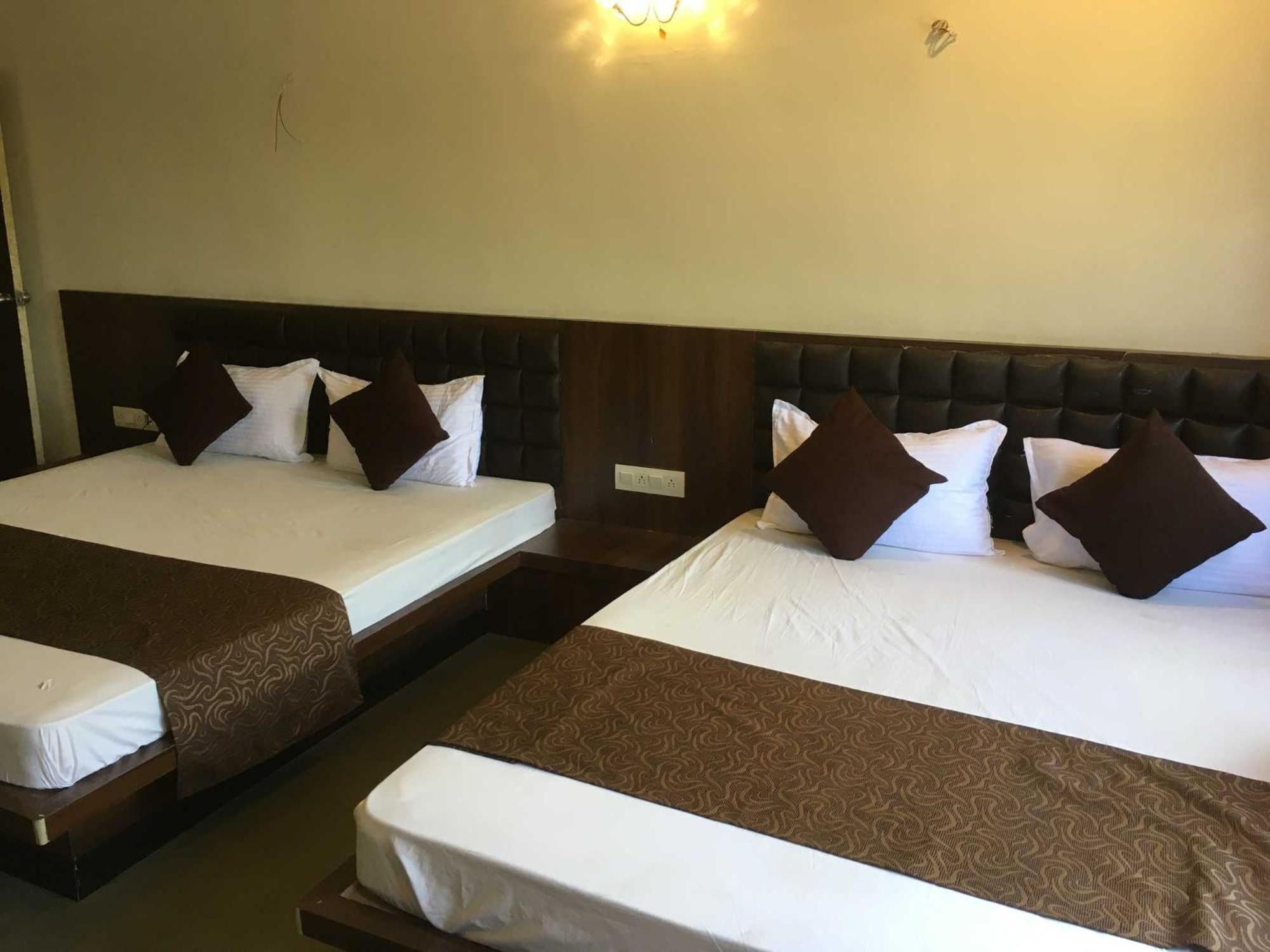 Liva Rooms 나식 외부 사진
