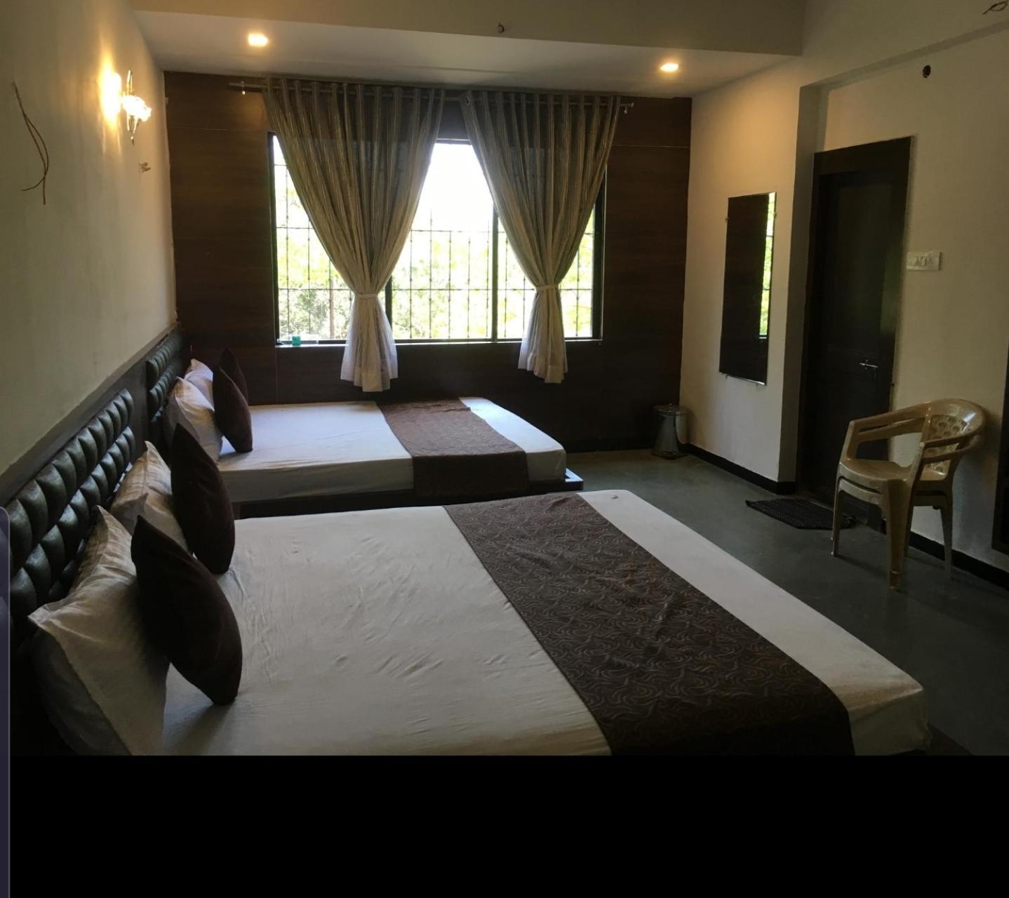 Liva Rooms 나식 외부 사진